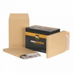 New Guardian Gusset C4 Envelopes 130gsm Manilla Peel and Seal (Pack of 100) E27266
